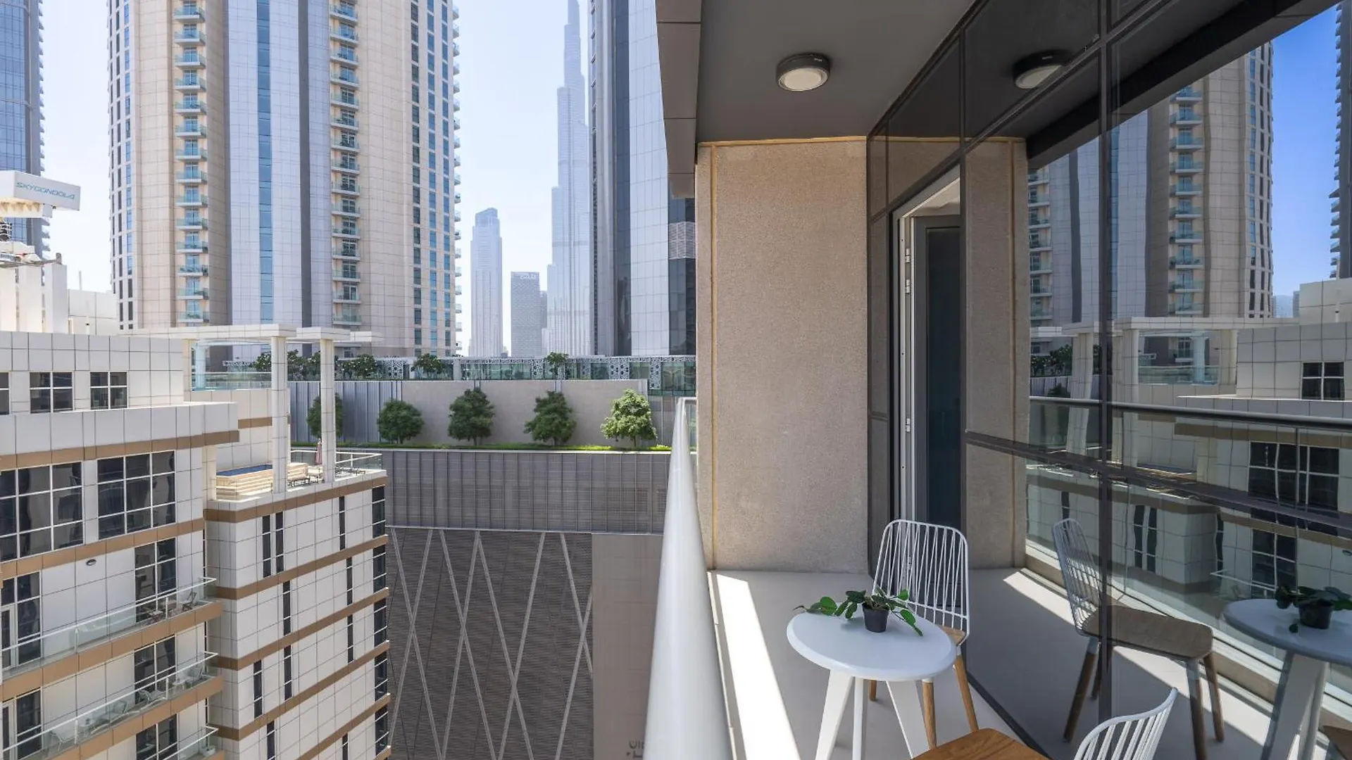 Heaven Crest Vacation Homes Downtown - 3 Bedroom Suites 2 Minute Walk To Dubai Mall And Burj Khalifa Appartamento