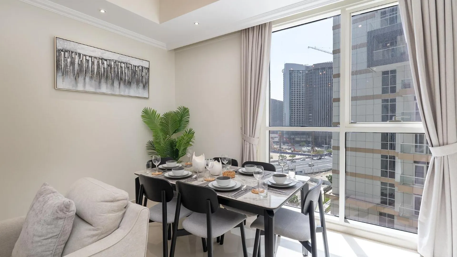 Heaven Crest Vacation Homes Downtown - 3 Bedroom Suites 2 Minute Walk To Dubai Mall And Burj Khalifa 0*,  Emirati Arabi Uniti