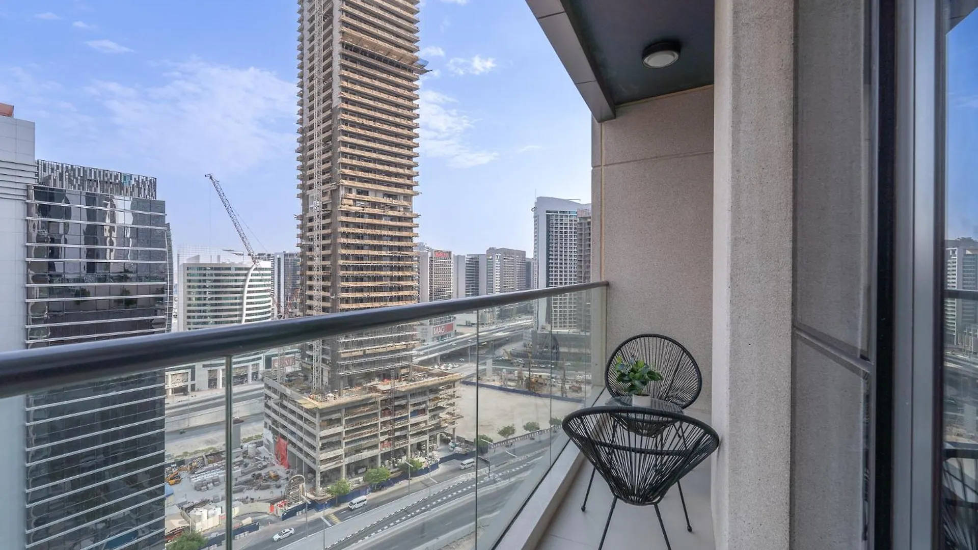 Heaven Crest Vacation Homes Downtown - 3 Bedroom Suites 2 Minute Walk To Dubai Mall And Burj Khalifa