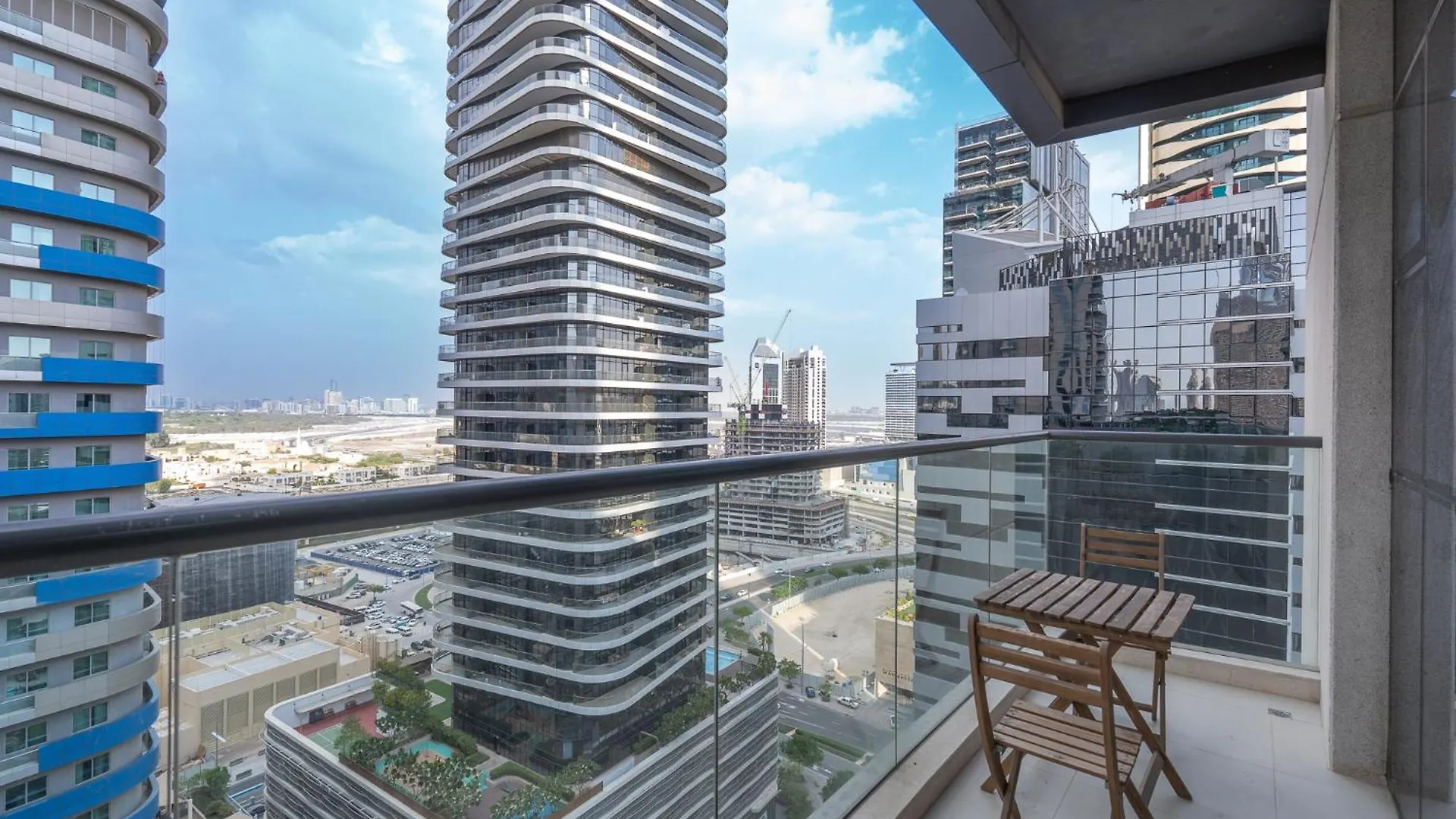 Appartamento Heaven Crest Vacation Homes Downtown - 3 Bedroom Suites 2 Minute Walk To Dubai Mall And Burj Khalifa