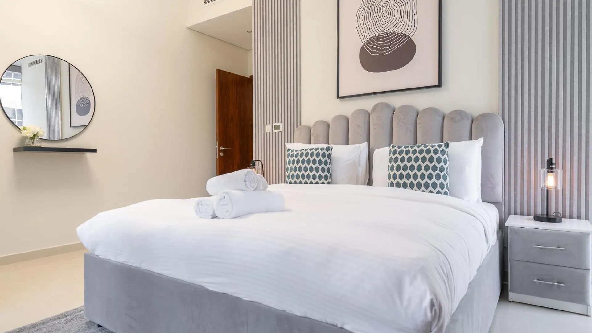 Appartamento Heaven Crest Vacation Homes Downtown - 3 Bedroom Suites 2 Minute Walk To Dubai Mall And Burj Khalifa