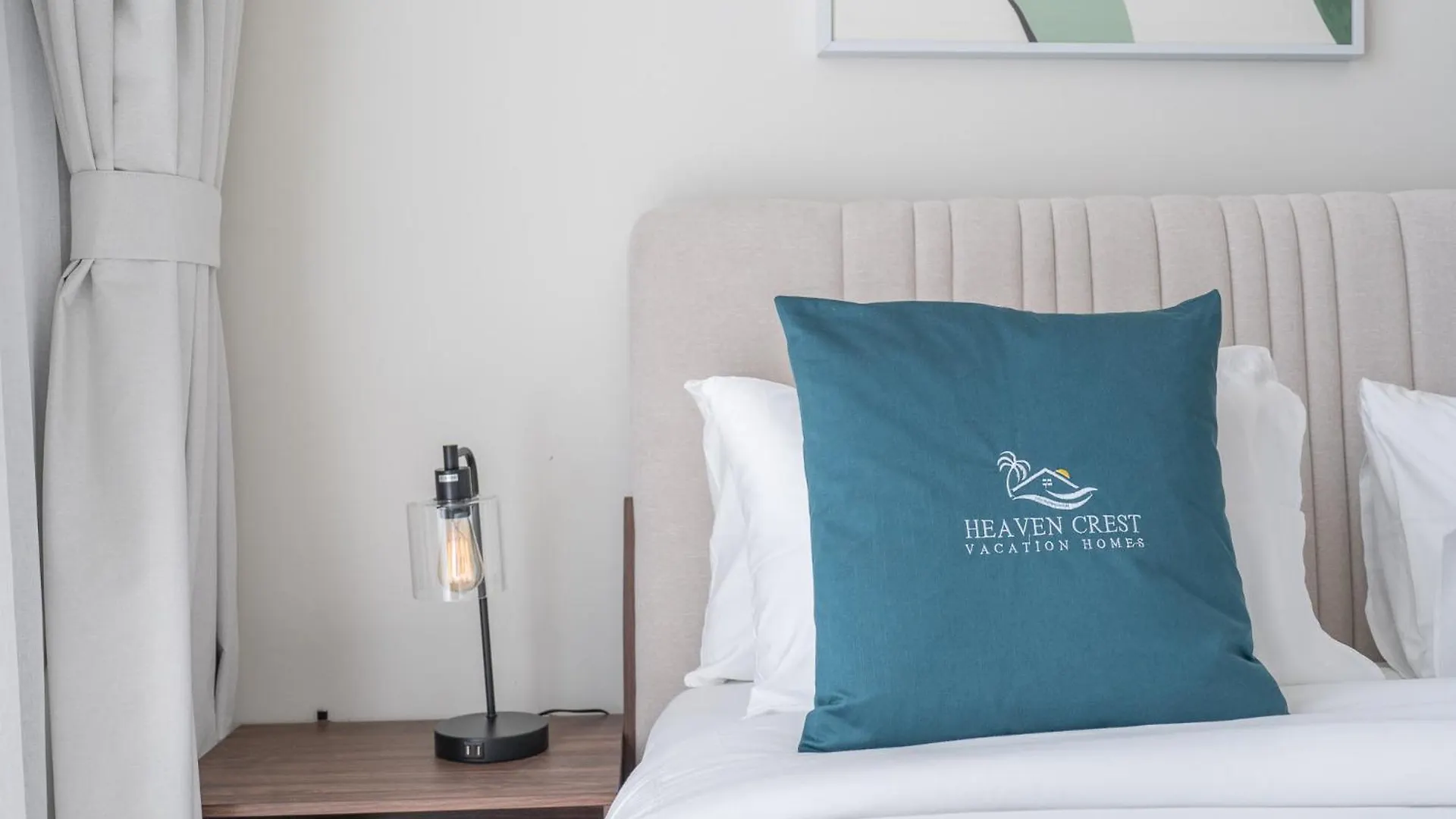 Heaven Crest Vacation Homes Downtown - 3 Bedroom Suites 2 Minute Walk To Dubai Mall And Burj Khalifa