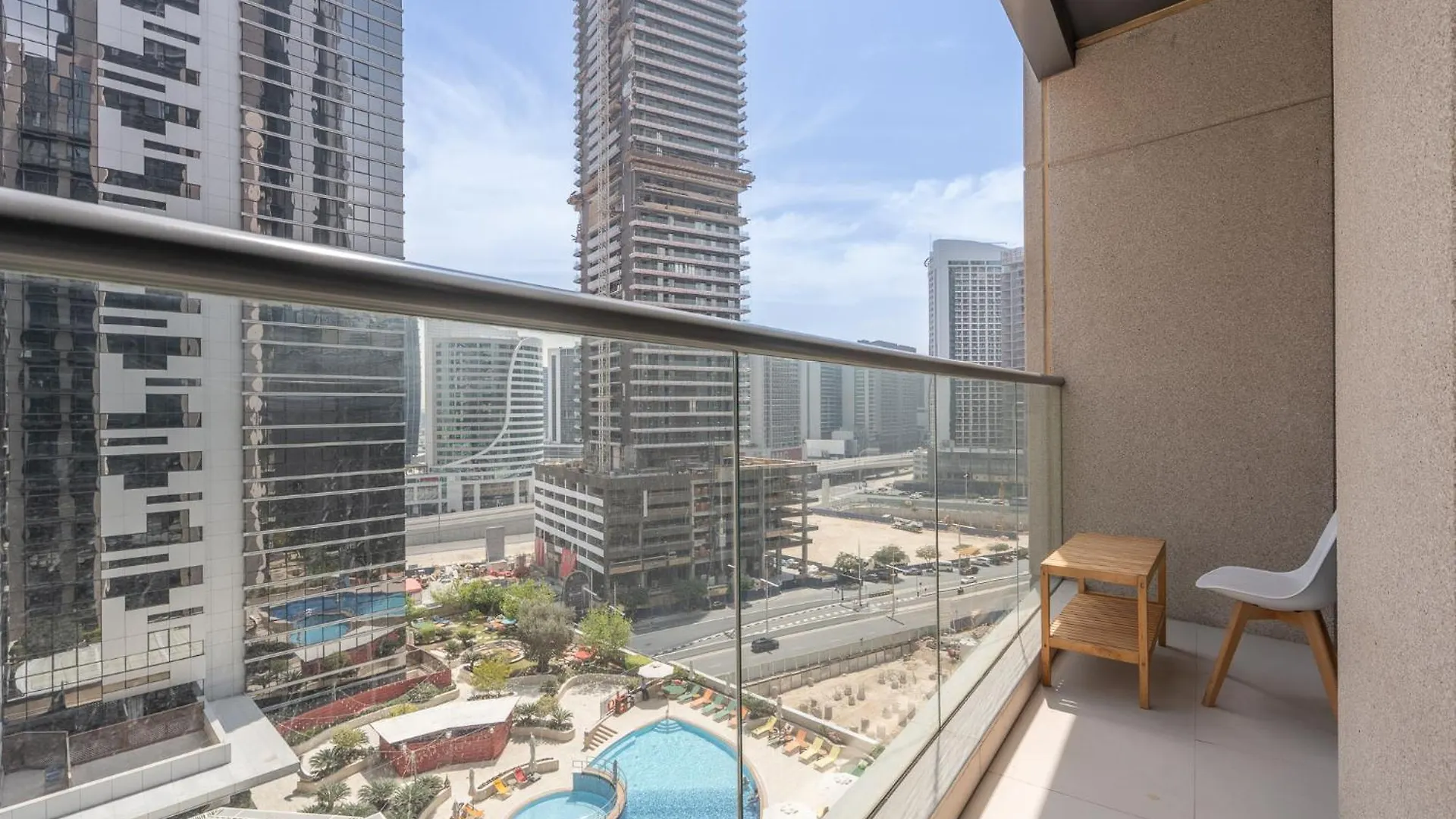 Heaven Crest Vacation Homes Downtown - 3 Bedroom Suites 2 Minute Walk To Dubai Mall And Burj Khalifa 0*,  Emirati Arabi Uniti